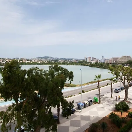 아파트 Edificio Larimar *