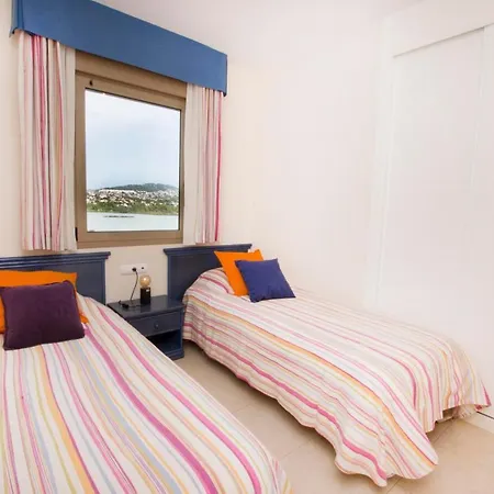 Edificio Larimar * 칼페