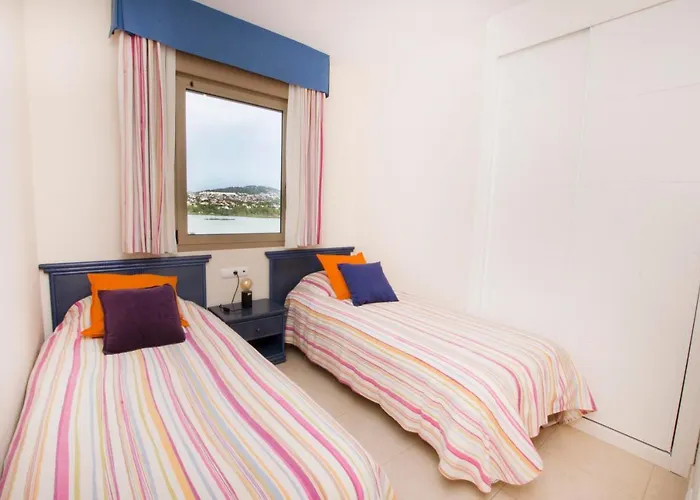 Edificio Larimar * Calp